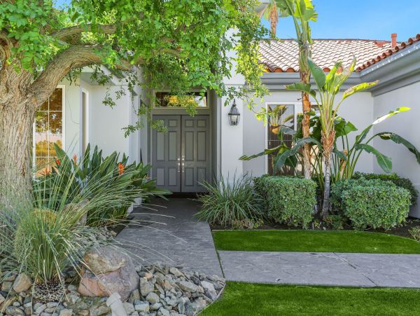 Palm Springs Lovely Home Away From Home