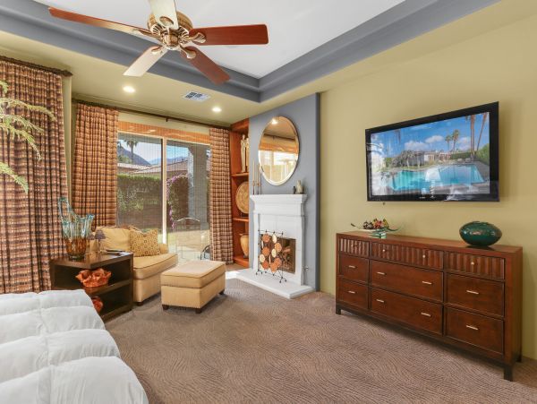 Palm Springs Lovely Home Away From Home
