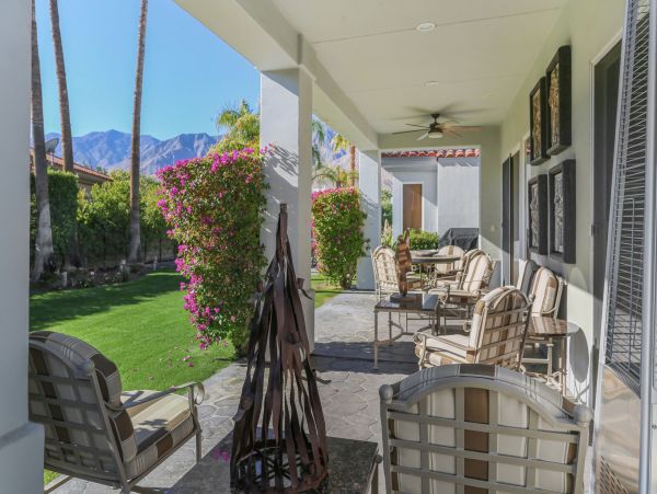 Palm Springs Lovely Home Away From Home