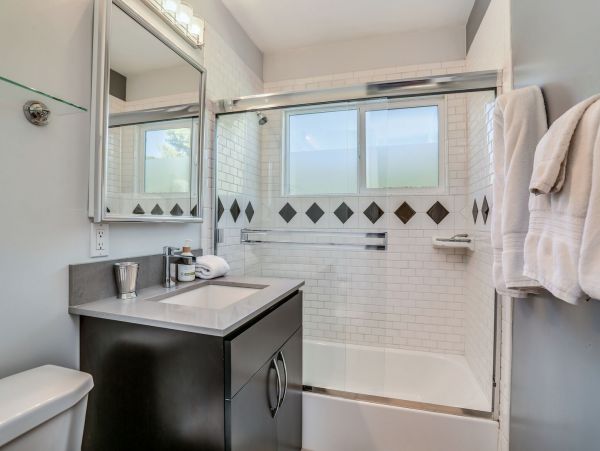 Palm Springs Home 991400