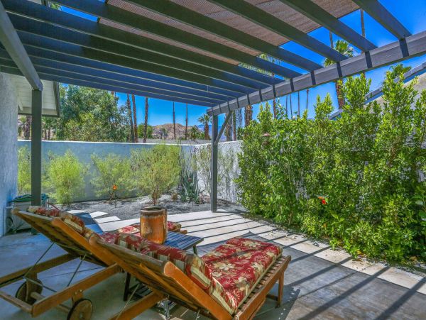 Palm Springs Home 991403