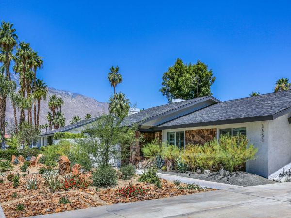 Palm Springs Home 991403