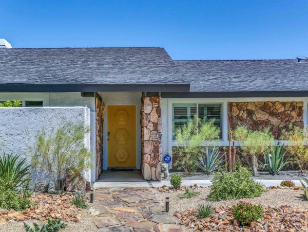 Palm Springs Home 991403