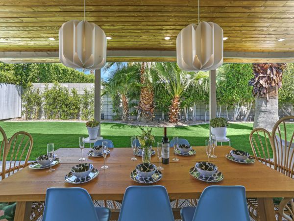 Palm Springs Home 991406