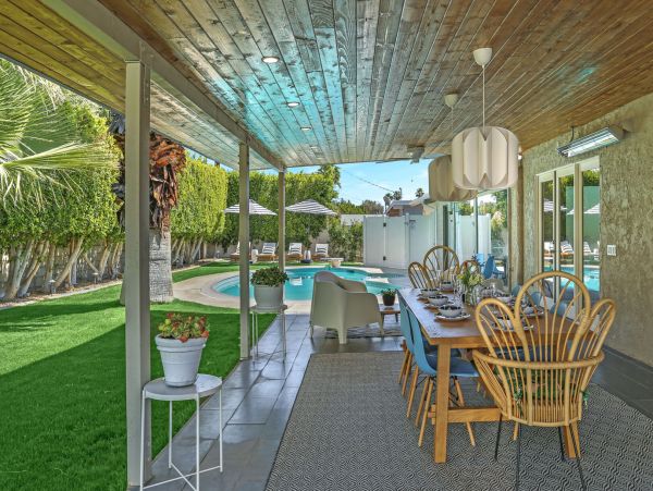 Palm Springs Home 991406