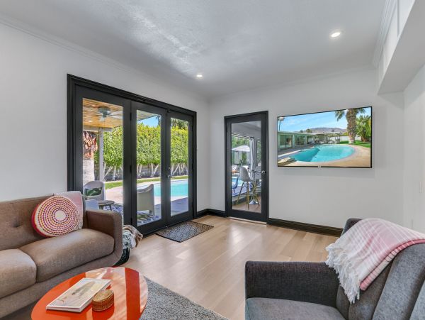 Palm Springs Home 991406
