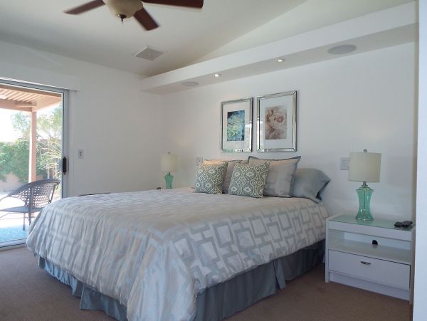 Palm Springs Home 991420