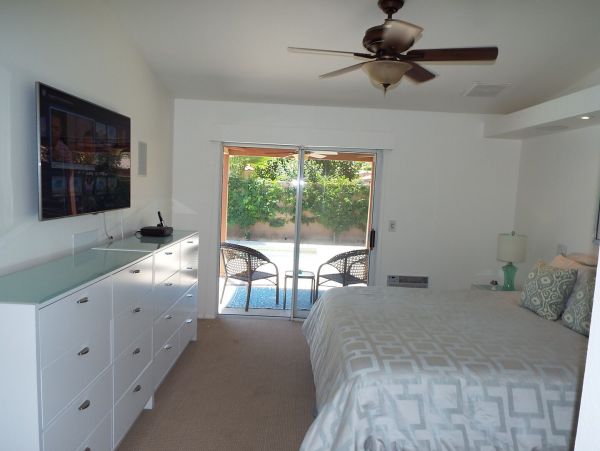 Palm Springs Home 991420