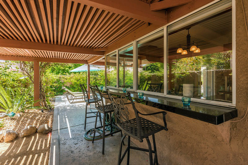 Palm Springs Home 991420