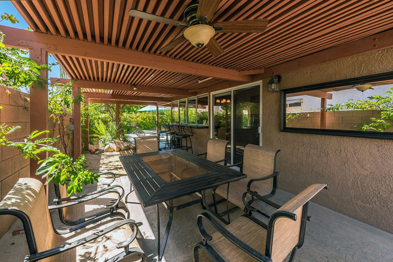 Palm Springs Home 991420
