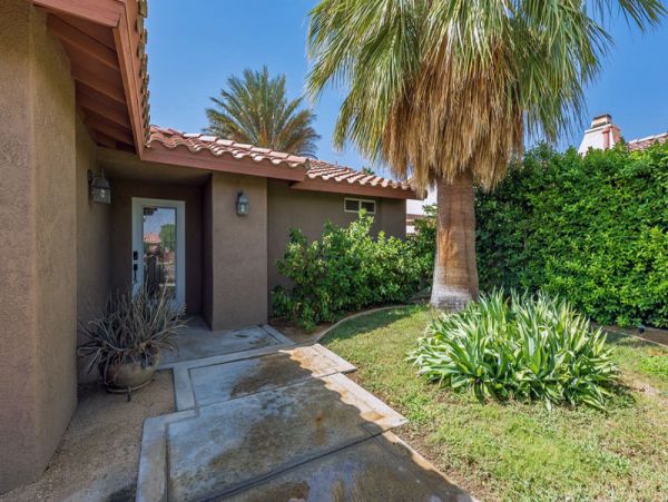 Palm Springs Home 991420