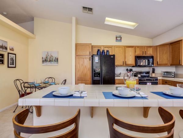 Palm Springs Home 991422