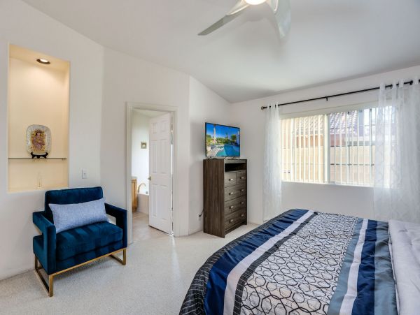Palm Springs Home 991422