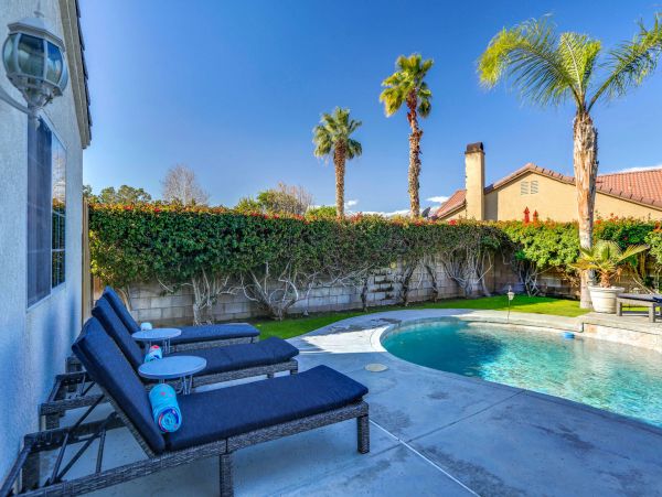 Palm Springs Home 991422