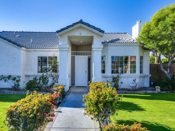 Palm Springs Home 991422