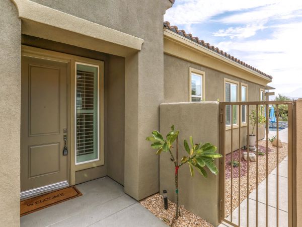Palm Springs Home 991423