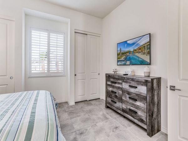 Palm Springs Home 991423