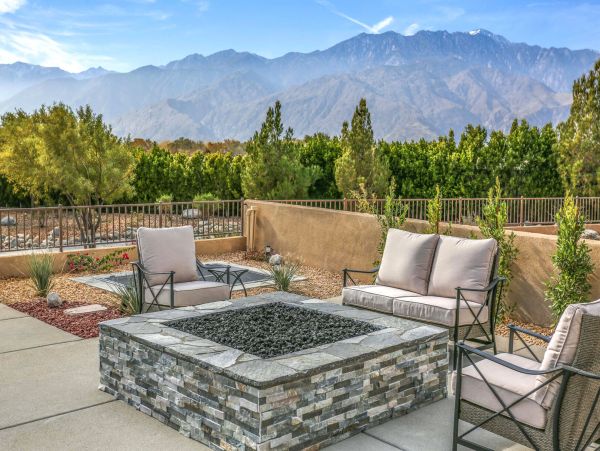 Palm Springs Home 991423