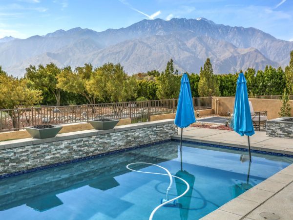 Palm Springs Home 991423