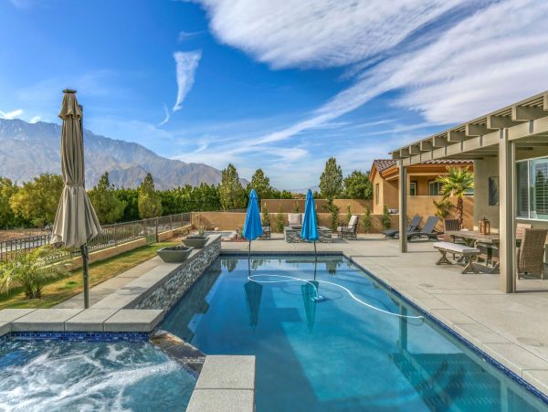 Palm Springs Home 991423