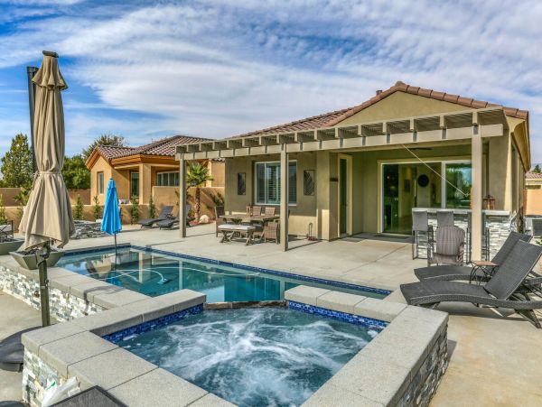 Palm Springs Home 991423