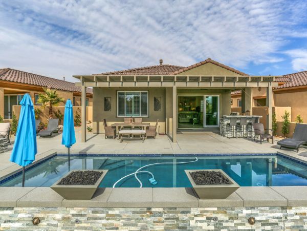 Palm Springs Home 991423