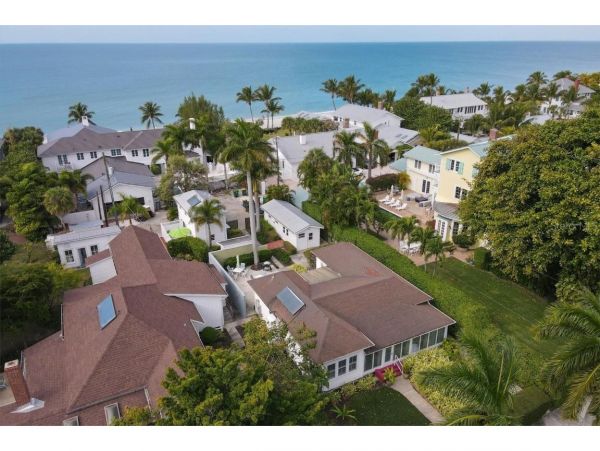 Short Walk to Beach Boca Grande Vacation Home Four Bedroom