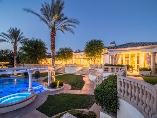 Palm Springs Home 991446