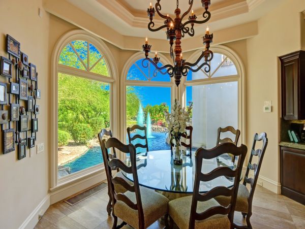 Palm Springs Home 991446