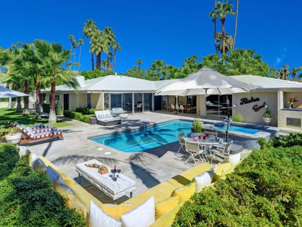 Palm Springs Home 991449