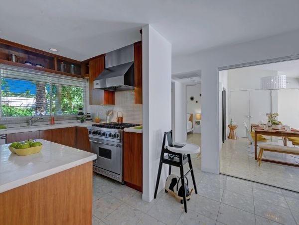 Palm Springs Home 991449