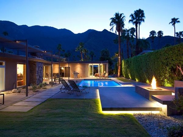 Palm Springs Home 991450