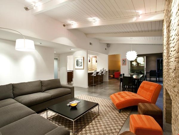 Palm Springs Home 991450