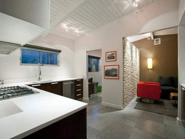 Palm Springs Home 991450