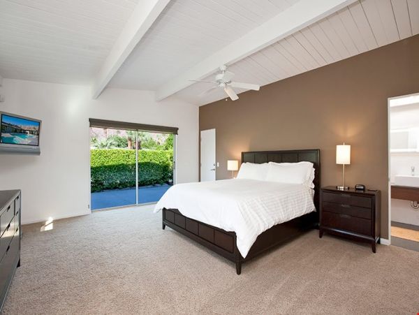 Palm Springs Home 991450