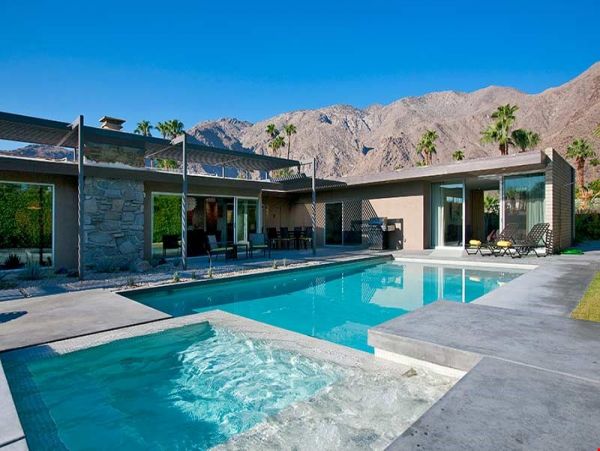 Palm Springs Home 991450