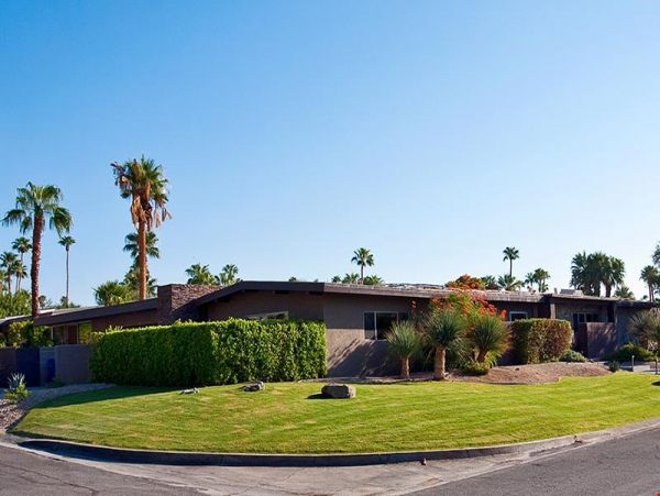 Palm Springs Home 991450