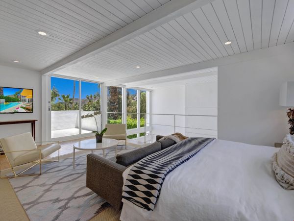 Palm Springs Home 991451