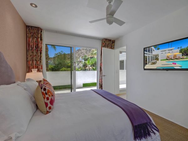 Palm Springs Home 991451