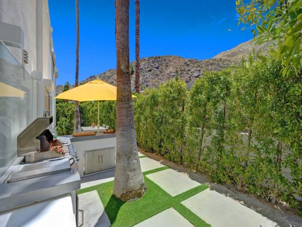 Palm Springs Home 991451
