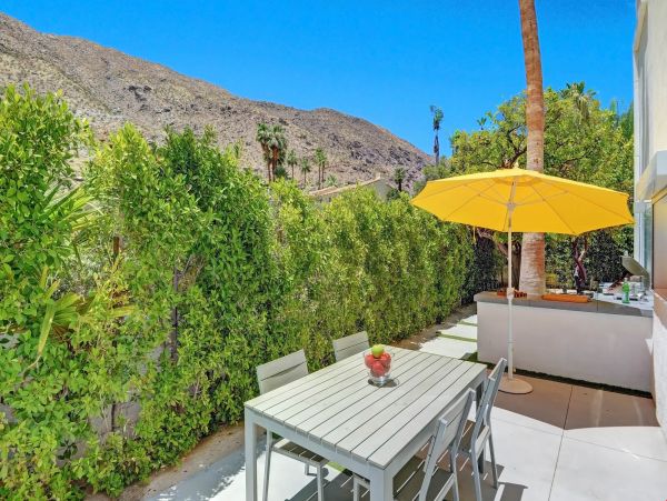 Palm Springs Home 991451