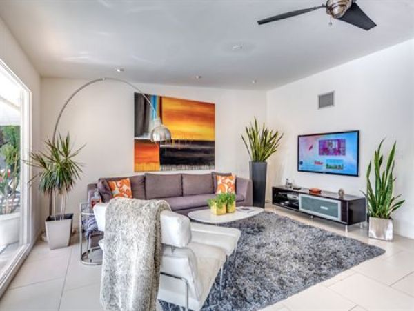 Palm Springs Home 991452