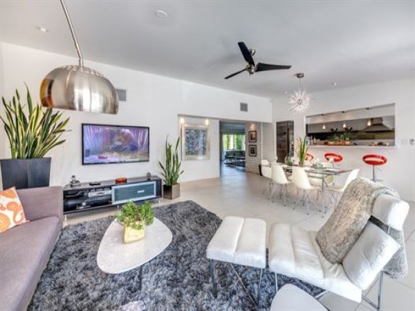 Palm Springs Home 991452