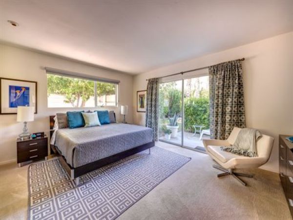 Palm Springs Home 991452