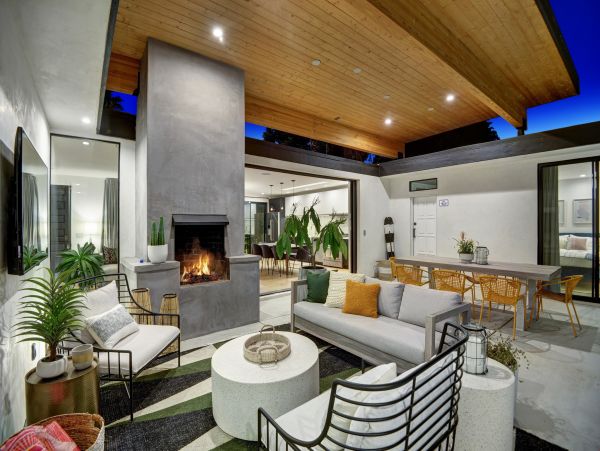 Palm Springs Home 991453