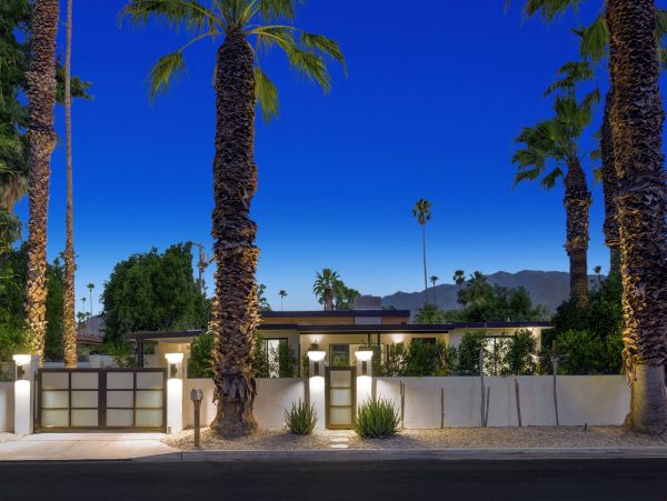 Palm Springs Home 991453