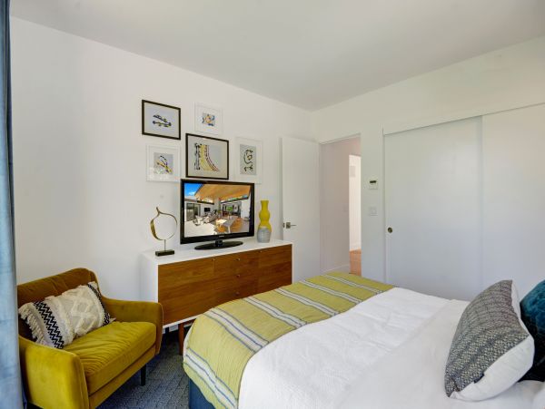 Palm Springs Home 991453