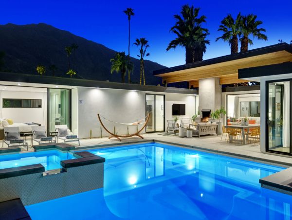 Palm Springs Home 991453