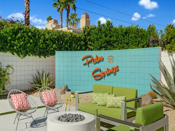 Palm Springs Home 991454