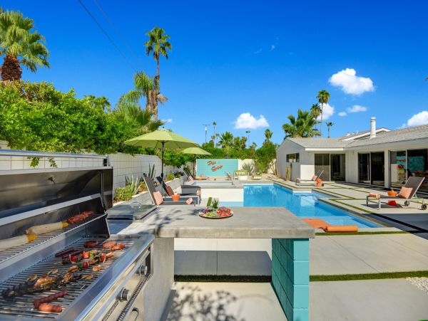 Palm Springs Home 991454